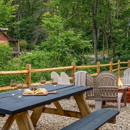 Whispering Pines Retreat By Ghosal Luxury Lodging-3
